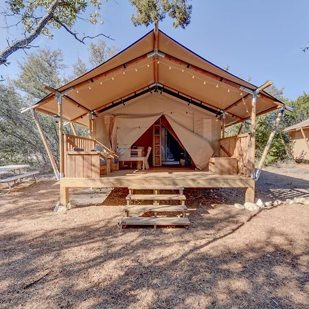 Hotel 12 Fires Luxury Glamping With Heating #1 Johnson City Exterior foto