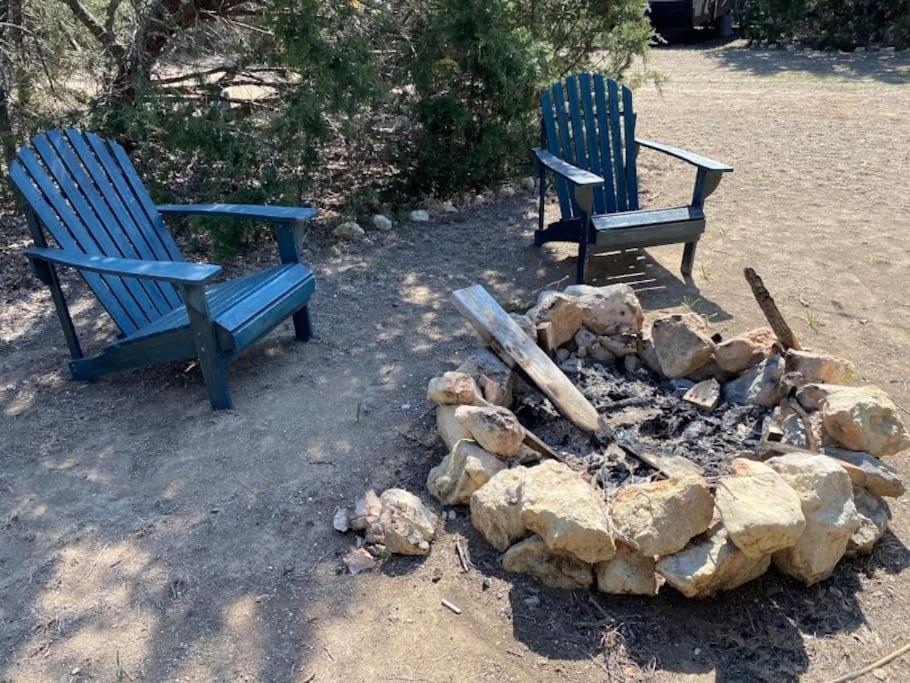 Hotel 12 Fires Luxury Glamping With Heating #1 Johnson City Exterior foto
