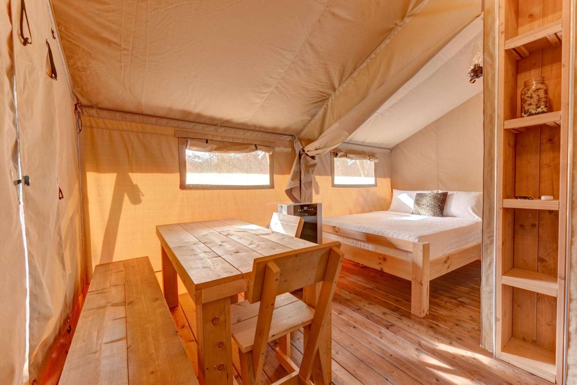 Hotel 12 Fires Luxury Glamping With Heating #1 Johnson City Exterior foto