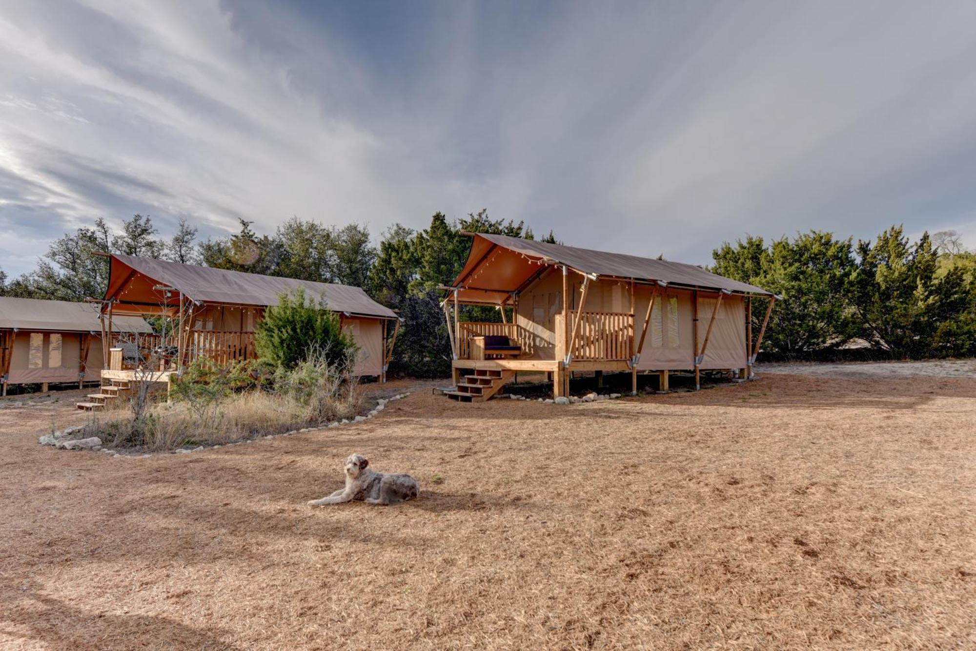 Hotel 12 Fires Luxury Glamping With Heating #1 Johnson City Exterior foto
